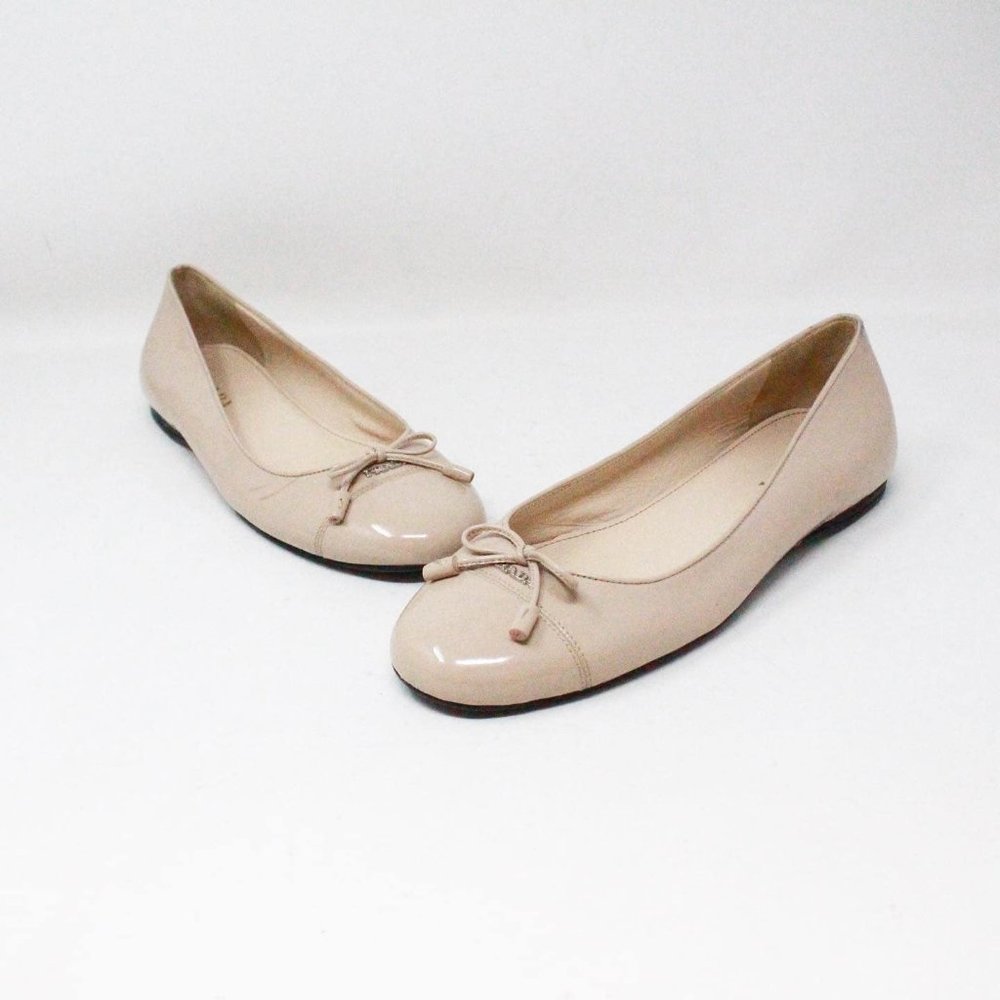 PRADA #43099 Nude Patent Leather Ballerina Flats (US 7.5 EU 37.5)